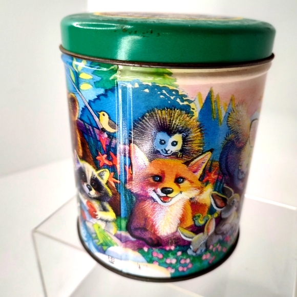 Vintage HTF Metal Woods Critters Candy Tin Sutton Candy USA - Picture 1 of 8